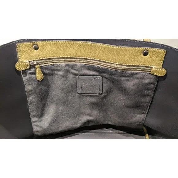 Coach Large Market Tote Pebbled Leather Army Green Turn Lock #F58849 EXCELLENT! - Picture 12 of 14